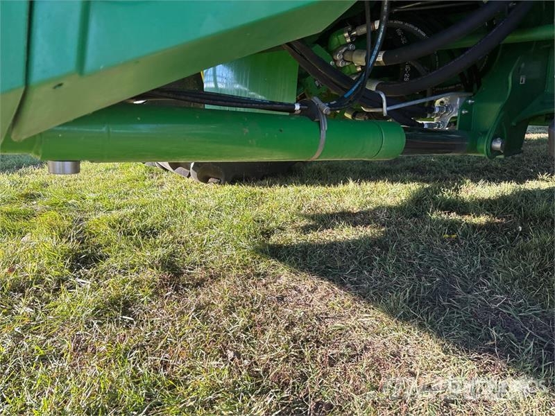 John Deere X9 1000 Combine Harvester Sklízecí mlátičky