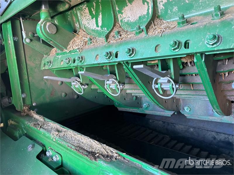 John Deere X9 1000 Combine Harvester Sklízecí mlátičky