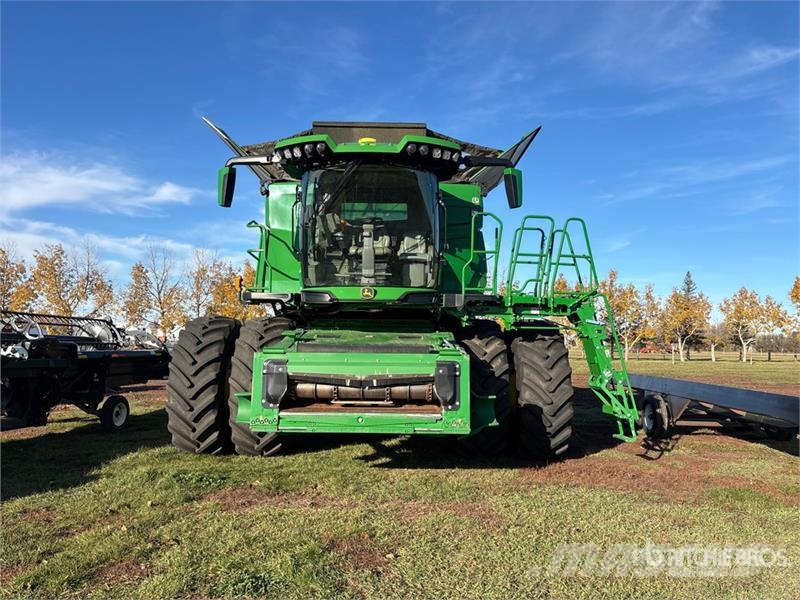 John Deere X9 1000 Combine Harvester Sklízecí mlátičky