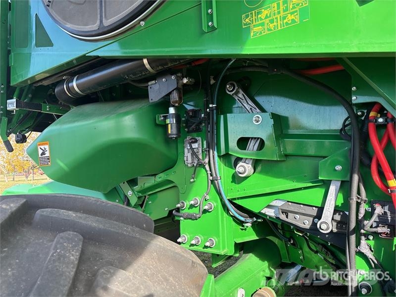 John Deere X9 1000 Combine Harvester Sklízecí mlátičky
