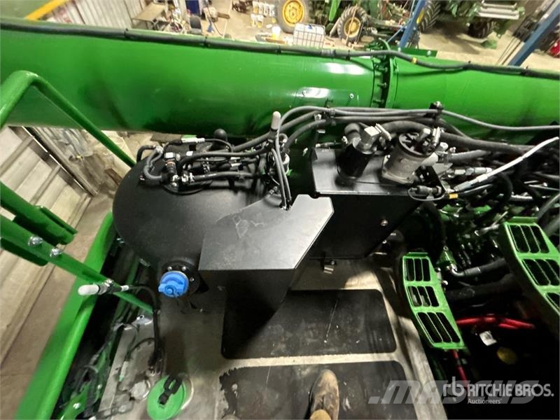John Deere X9 1000 Combine Harvester Leikkuupuimurit