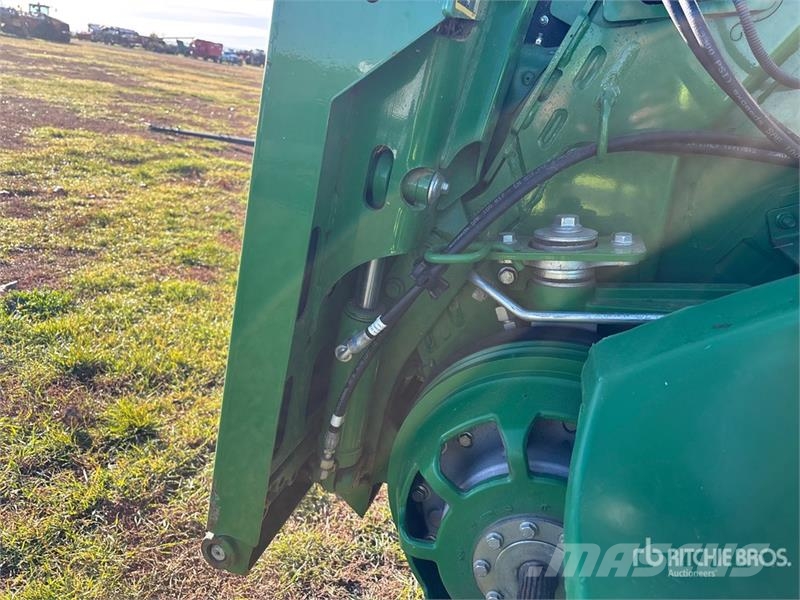 John Deere X9 1000 Combine Harvester Sklízecí mlátičky