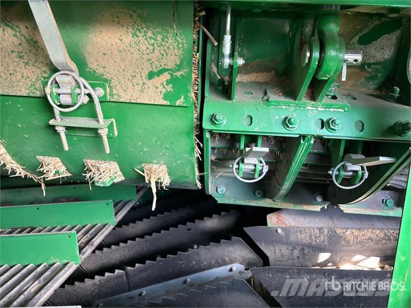 John Deere X9 1000 Combine Harvester Sklízecí mlátičky