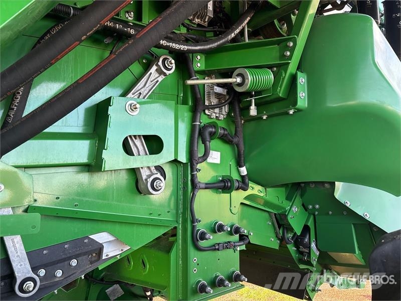 John Deere X9 1000 Combine Harvester Sklízecí mlátičky