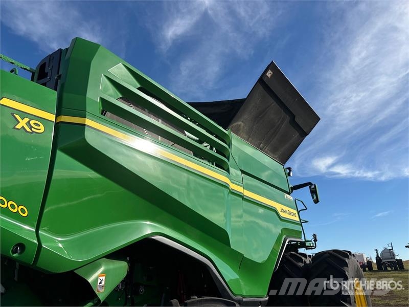 John Deere X9 1000 Combine Harvester Sklízecí mlátičky