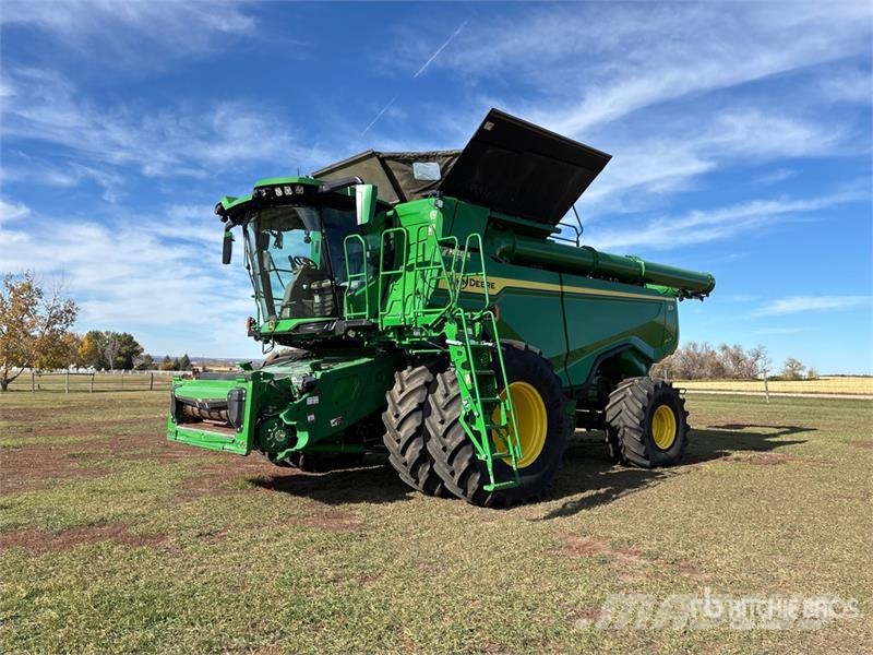 John Deere X9 1000 Combine Harvester Sklízecí mlátičky