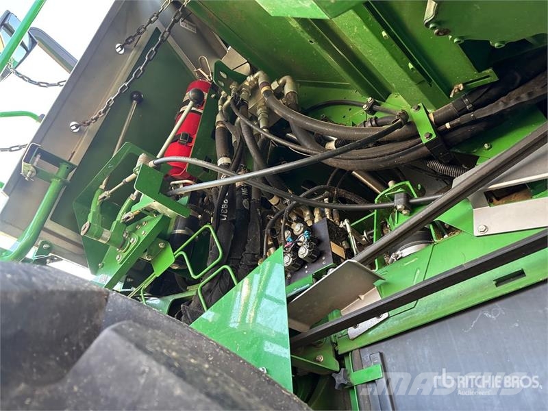 John Deere X9 1000 Combine Harvester Sklízecí mlátičky