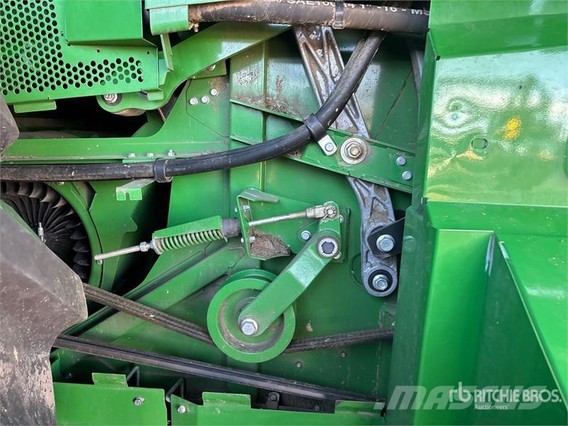 John Deere X9 1000 Combine Harvester Sklízecí mlátičky