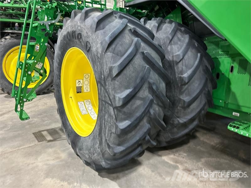 John Deere X9 1000 Combine Harvester Leikkuupuimurit