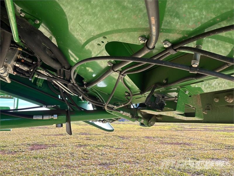 John Deere X9 1000 Combine Harvester Sklízecí mlátičky