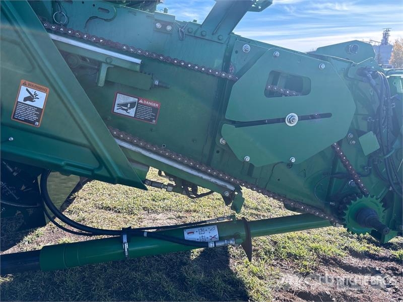 John Deere X9 1000 Combine Harvester Sklízecí mlátičky