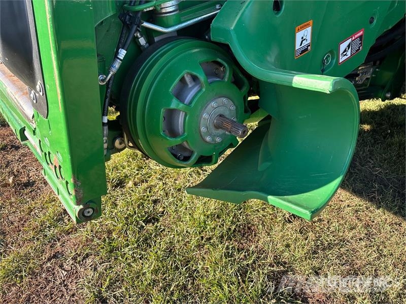 John Deere X9 1000 Combine Harvester Sklízecí mlátičky