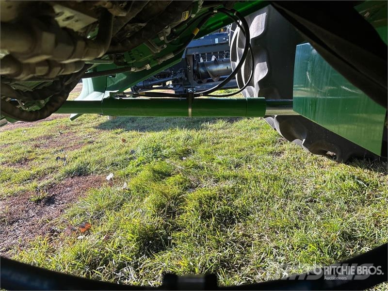 John Deere X9 1000 Combine Harvester Sklízecí mlátičky