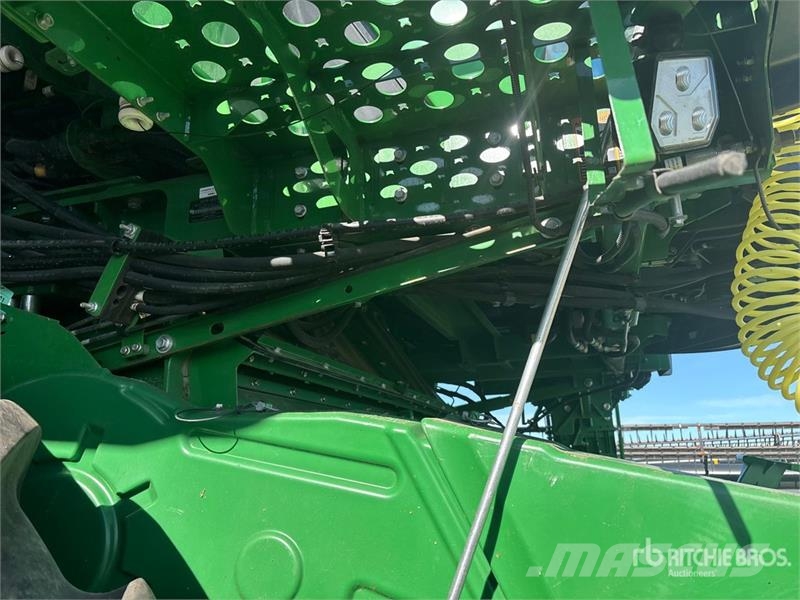 John Deere X9 1000 Combine Harvester Mähdrescher