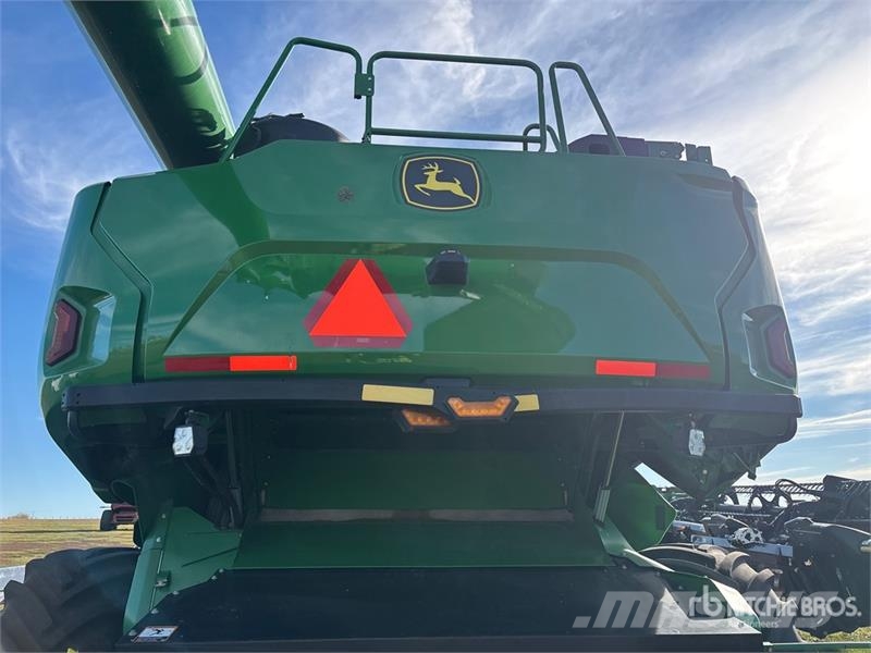 John Deere X9 1000 Combine Harvester Sklízecí mlátičky