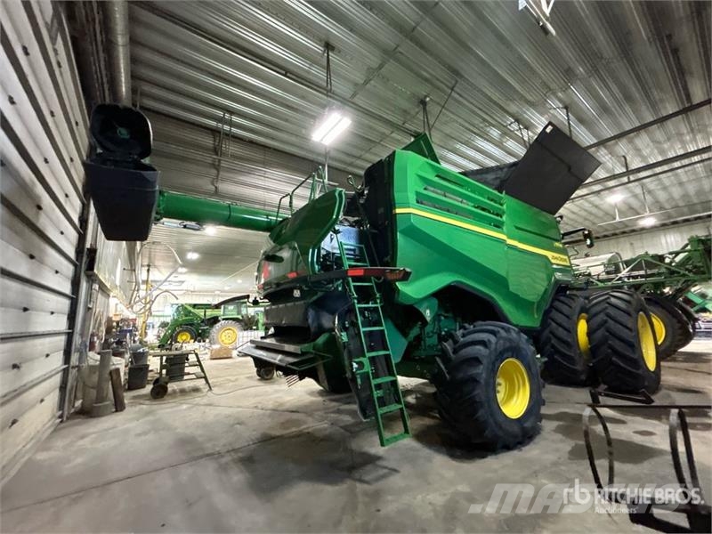 John Deere X9 1000 Combine Harvester Leikkuupuimurit