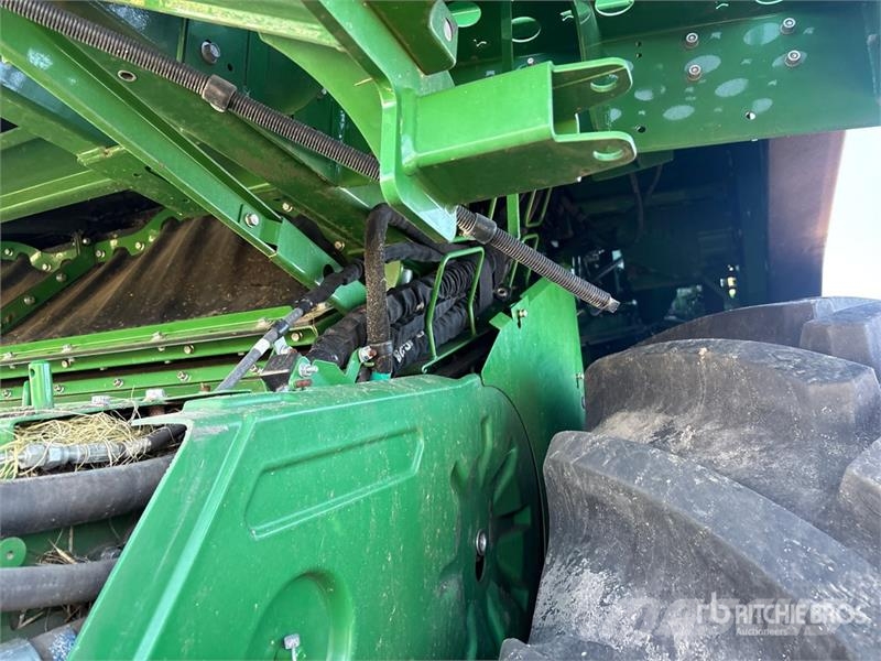 John Deere X9 1000 Combine Harvester Mähdrescher