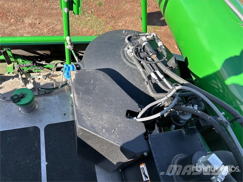 John Deere X9 1000 Combine Harvester Sklízecí mlátičky