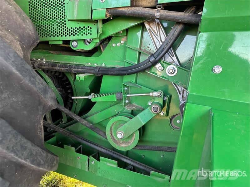 John Deere X9 1000 Combine Harvester Sklízecí mlátičky