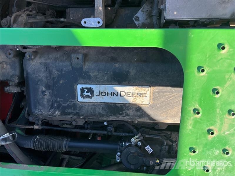 John Deere X9 1000 Combine Harvester Sklízecí mlátičky