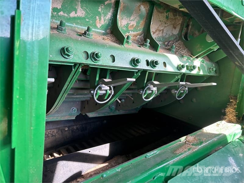 John Deere X9 1000 Combine Harvester Sklízecí mlátičky
