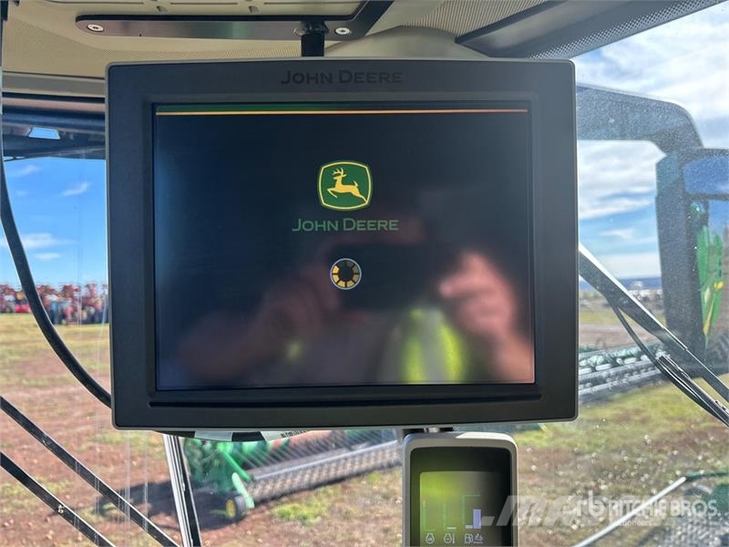 John Deere X9 1000 Combine Harvester Mähdrescher