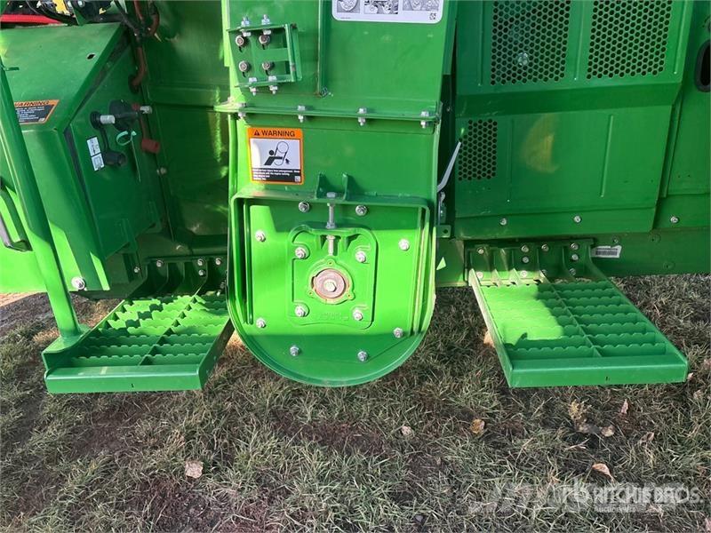 John Deere X9 1000 Combine Harvester Sklízecí mlátičky