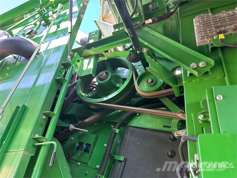 John Deere X9 1000 Combine Harvester Sklízecí mlátičky