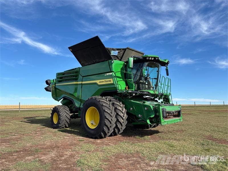 John Deere X9 1000 Combine Harvester Sklízecí mlátičky