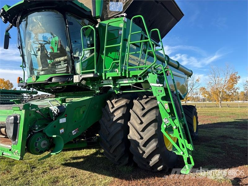 John Deere X9 1000 Combine Harvester Sklízecí mlátičky