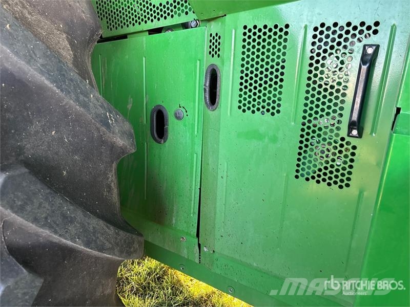 John Deere X9 1000 Combine Harvester Sklízecí mlátičky