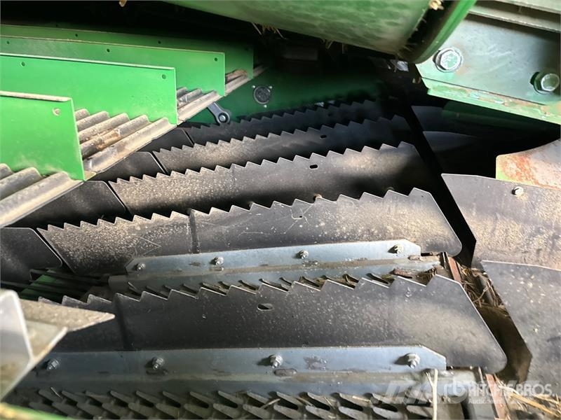 John Deere X9 1000 Combine Harvester Sklízecí mlátičky