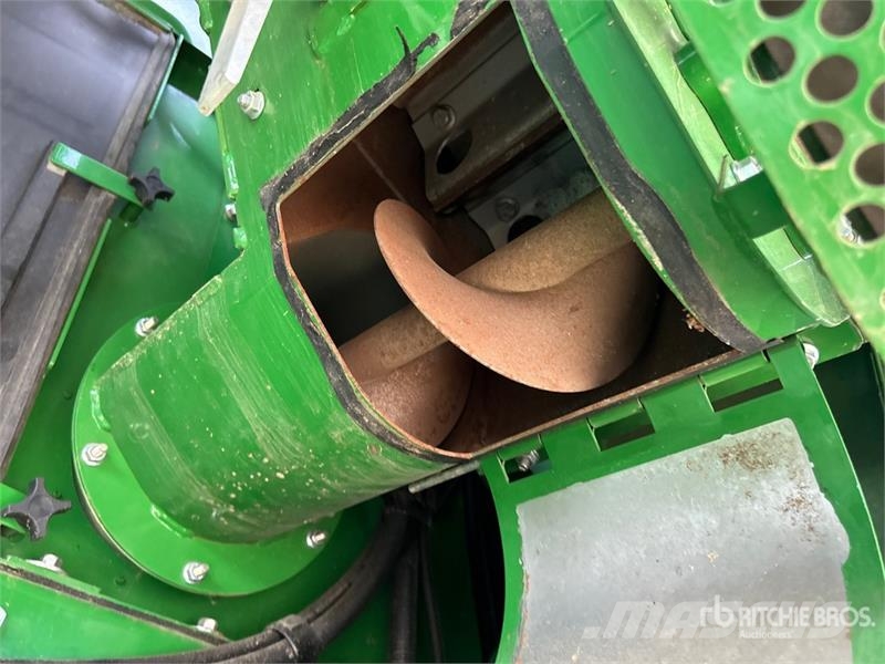 John Deere X9 1000 Signature Edition Combine Harvester Combine harvesters