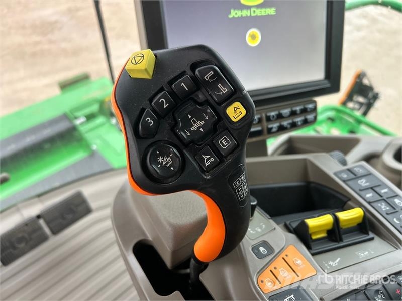 John Deere X9 1000 Signature Edition Combine Harvester Skurtreskere