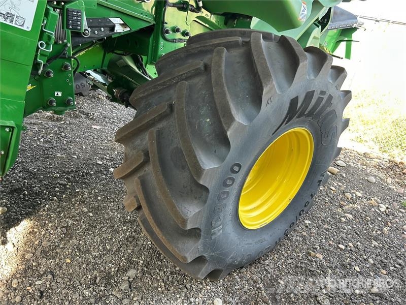 John Deere X9 1000 Signature Edition Combine Harvester Teraviljakombainid