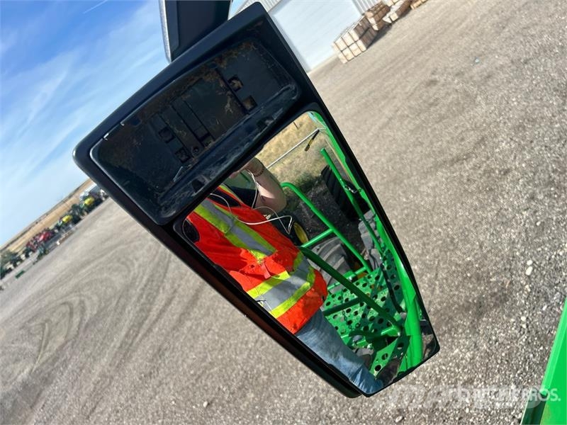 John Deere X9 1000 Signature Edition Combine Harvester Teraviljakombainid