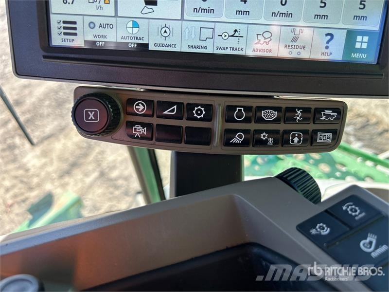 John Deere X9 1000 Signature Edition Combine Harvester Mähdrescher