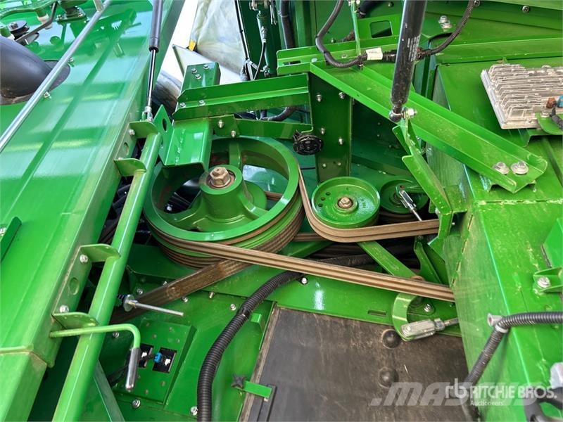 John Deere X9 1000 Signature Edition Combine Harvester Combine harvesters