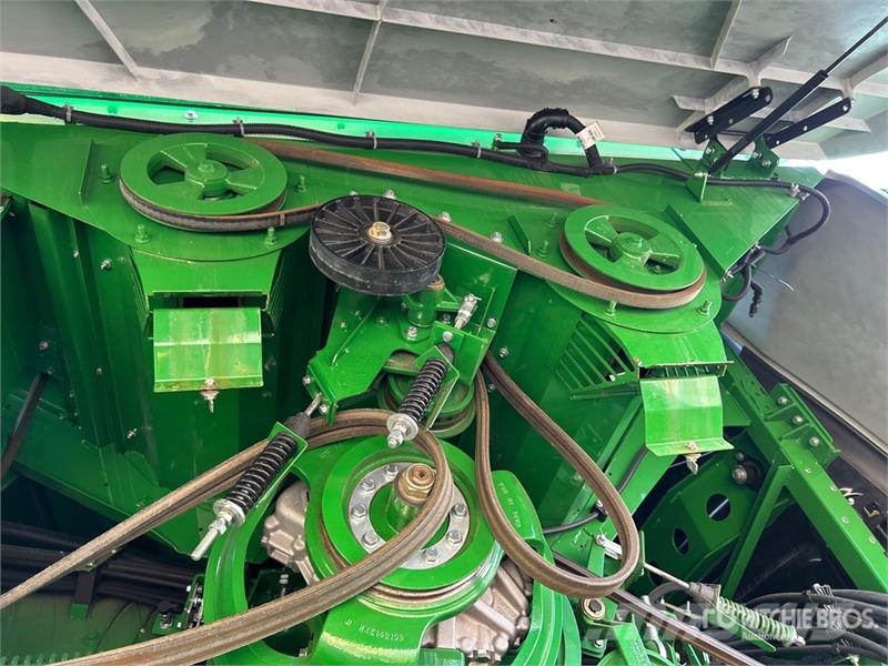 John Deere X9 1000 Signature Edition Combine Harvester Teraviljakombainid