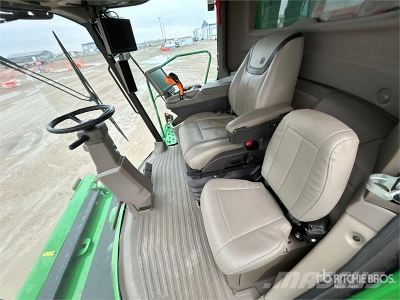 John Deere X9 1000 Signature Edition Combine Harvester Skurtreskere