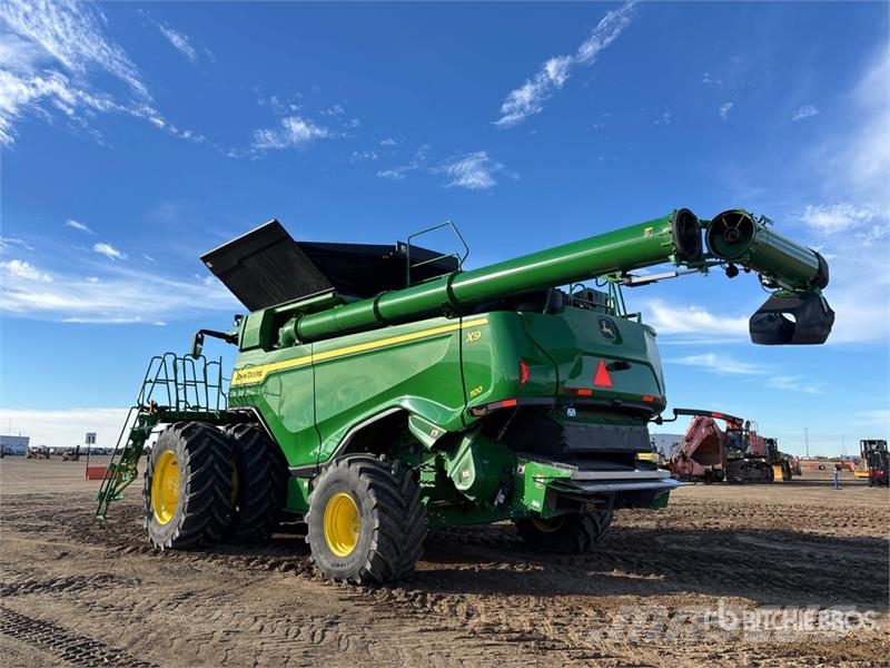 John Deere X9 1000 Signature Edition Combine Harvester حصادات