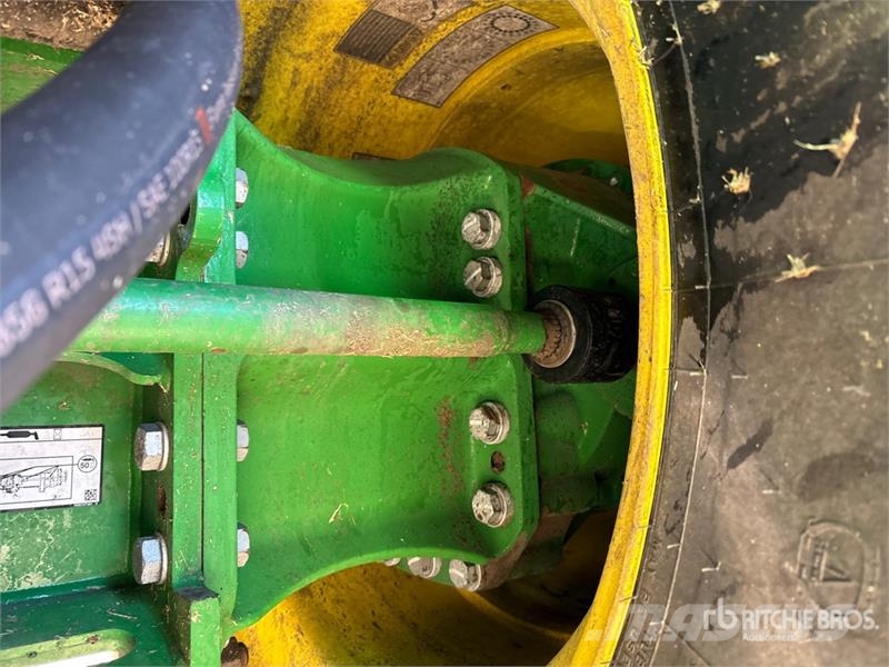John Deere X9 1000 Signature Edition 4x4 Combine Harvester Kombajni