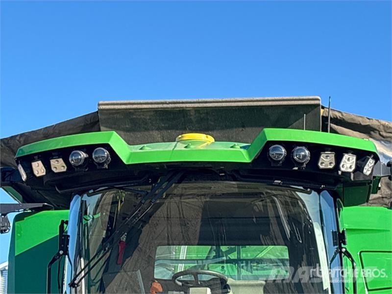 John Deere X9 1000 Signature Edition 4x4 Combine Harvester Kombajni