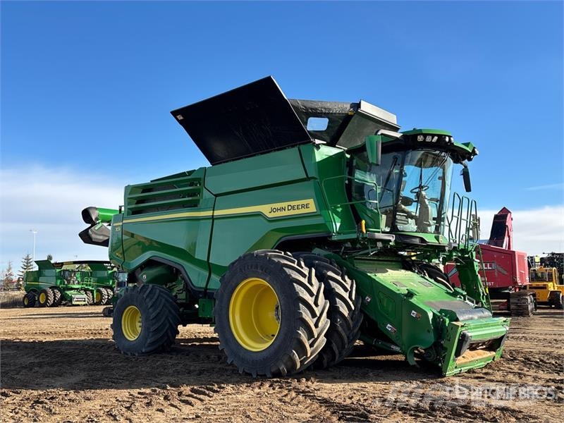 John Deere X9 1000 Signature Edition Combine Harvester حصادات