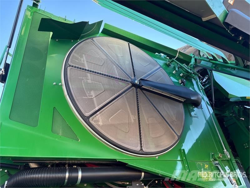 John Deere X9 1000 Signature Edition 4x4 Combine Harvester Kombajni