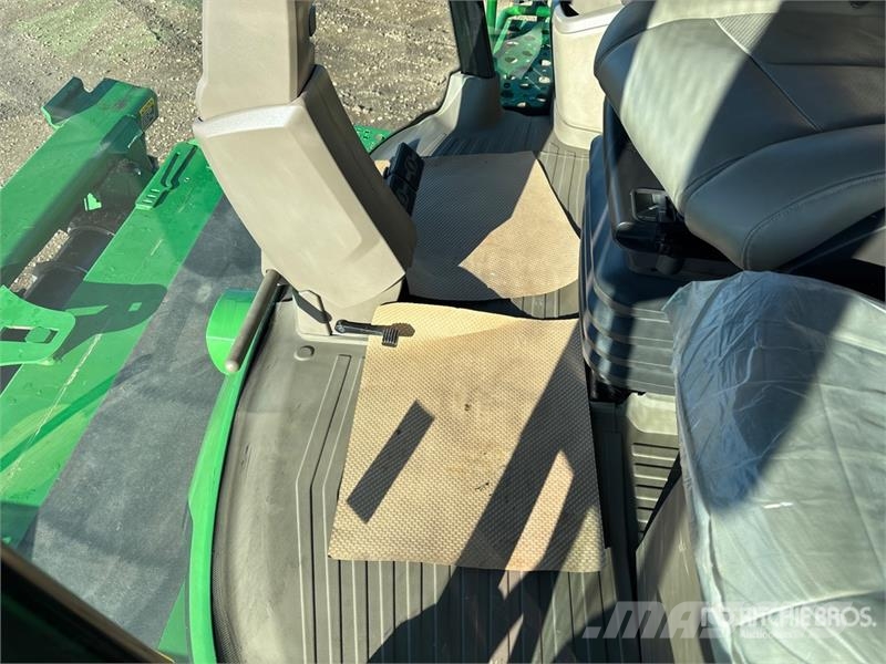 John Deere X9 1000 Signature Edition 4x4 Combine Harvester Kombajni