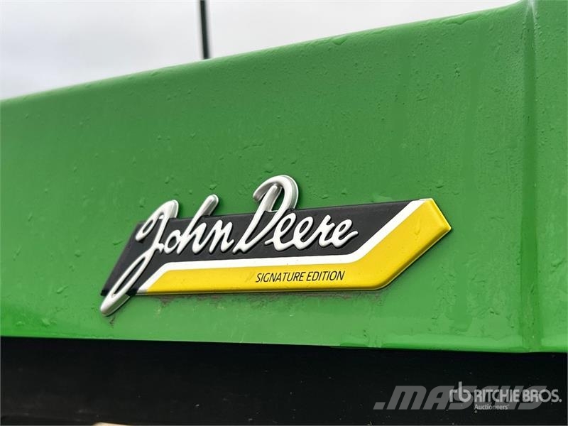 John Deere X9 1000 Signature Edition Combine Harvester Skurtreskere