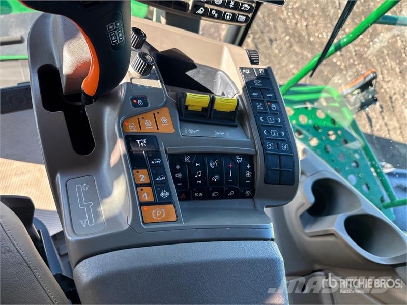 John Deere X9 1000 Signature Edition 4x4 Combine Harvester Kombajni