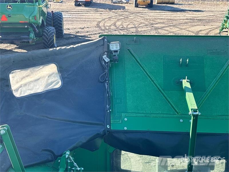 John Deere X9 1000 Signature Edition 4x4 Combine Harvester Kombajni