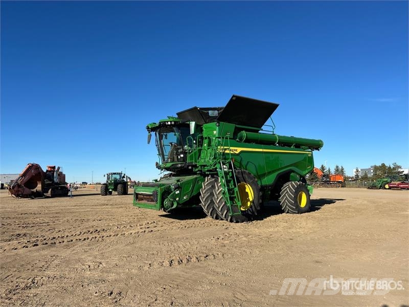 John Deere X9 1000 Signature Edition Combine Harvester Mähdrescher